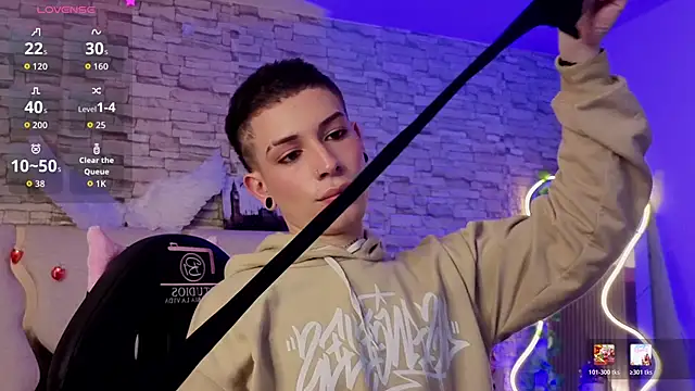 boyfox tay online show from 10, 2, 2026