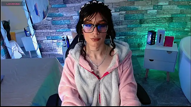 boyfox tay online show from 6, 10, 2025