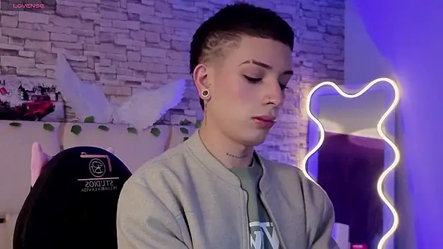 boyfox tay online show from 19, 2, 2026