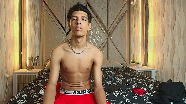 Hotcouple 222 online show from 11, 2, 2026