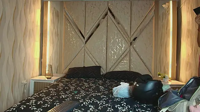 Hotcouple 222 online show from 13, 1, 2026