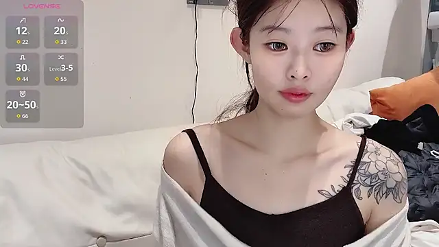 A-Sweet-168-M online show from 15, 10, 2025