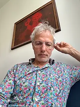 SexyLeon8 online show from 4, 6, 2026
