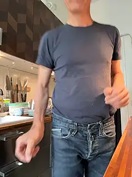 SexyLeon8 online show from 5, 6, 2026