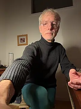 SexyLeon8 online show from 7, 1, 2026