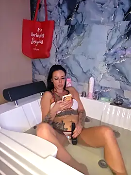 littleladyshelly online show from 24, 2, 2026