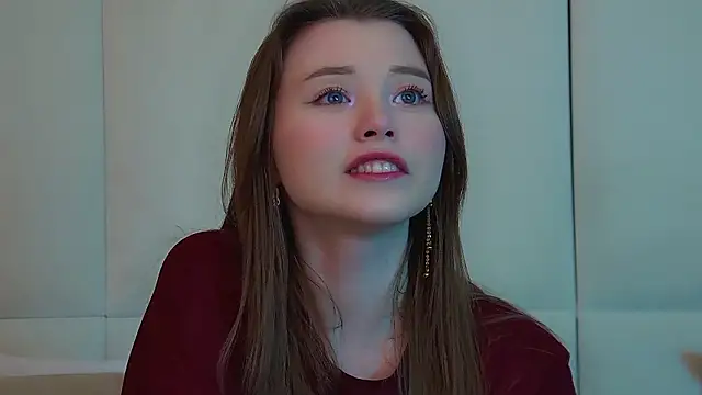 KeiraAsti online show from 2, 2, 2026