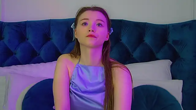 KeiraAsti online show from 3, 2, 2026