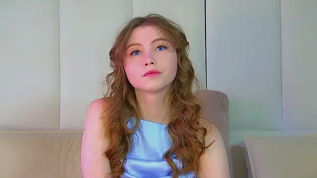 KeiraAsti online show from 23, 9, 2025