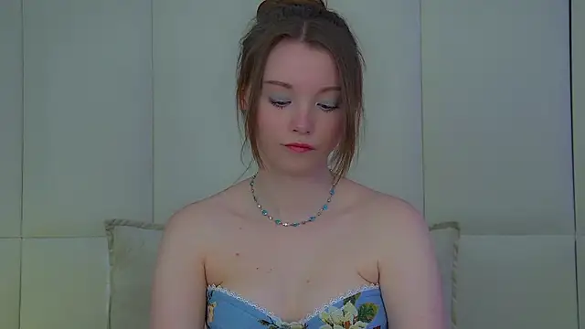 KeiraAsti online show from 1, 3, 2026