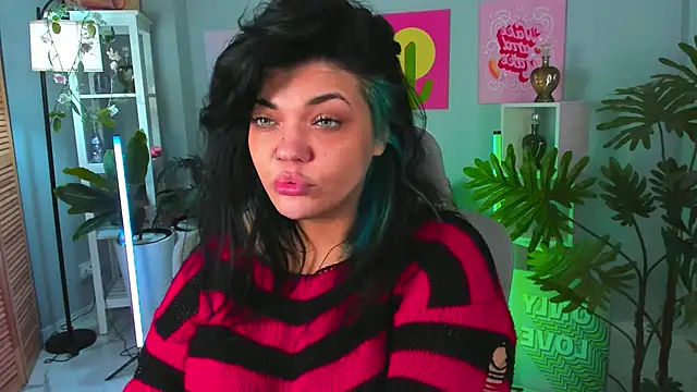 MaryHarrys online show from 5, 11, 2025