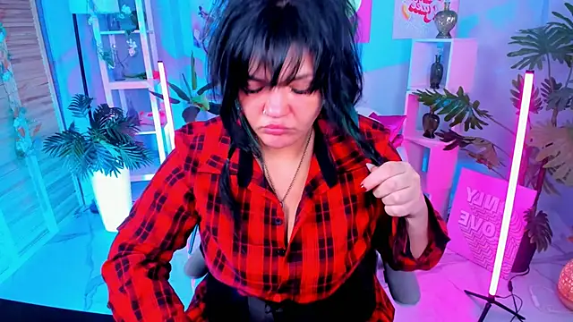 MaryHarrys online show from 3, 10, 2025