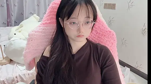 puppy-999 online show from 6, 11, 2025