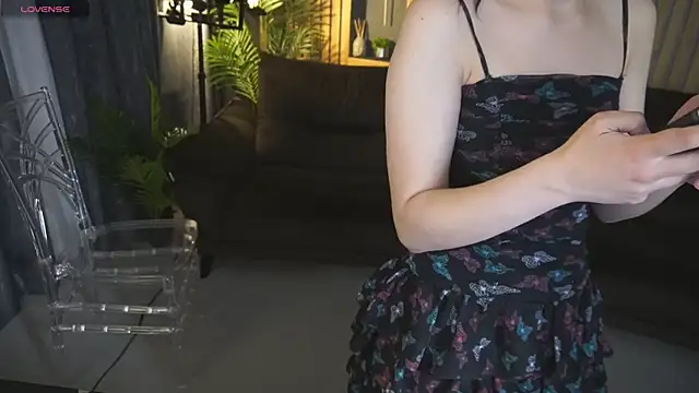 LiviaShy online show from 15, 4, 2026