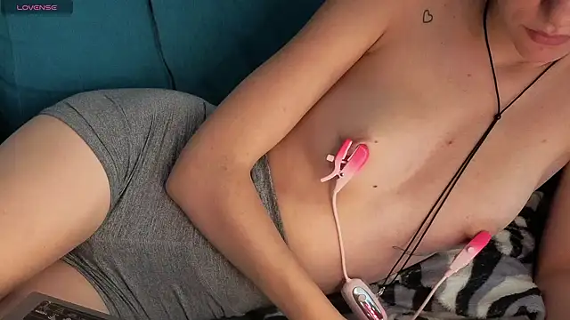 Pisypussy online show from 15, 10, 2025