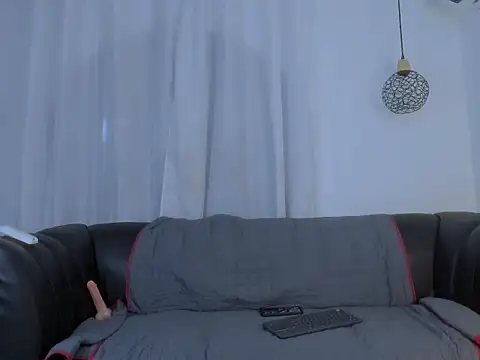 Akira Hime online show from 9, 11, 2025