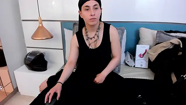 Ashkoreh online show from 2, 5, 2026