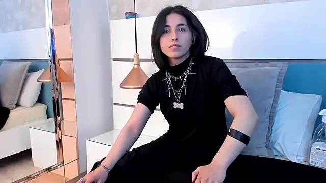 Ashkoreh online show from 2, 11, 2025