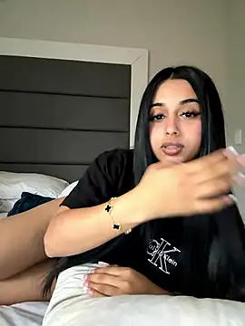 LilMisIndianx online show from 18, 1, 2026