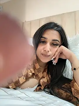 LilMisIndianx online show from 10, 10, 2025