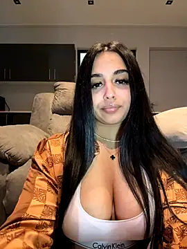 LilMisIndianx online show from 24, 10, 2025