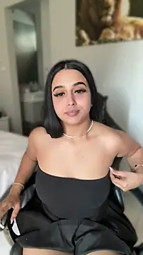 LilMisIndianx online show from 23, 5, 2026