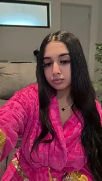 LilMisIndianx online show from 22, 5, 2026