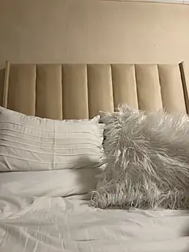 LilMisIndianx online show from 12, 10, 2025