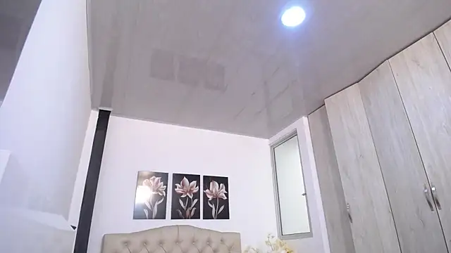 pinky f00x online show from 12, 5, 2026