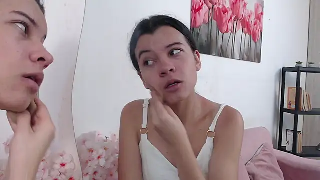 pinky f00x online show from 6, 5, 2026