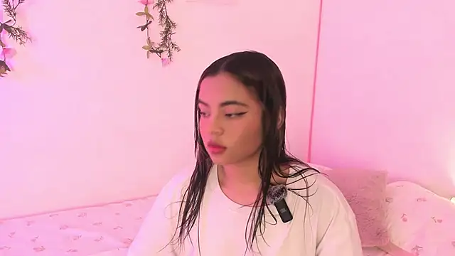 valy shyness online show from 10, 10, 2025