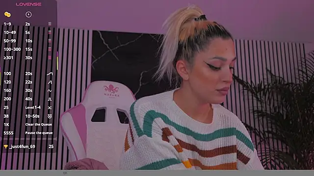 daisyblushh online show from 17, 12, 2025