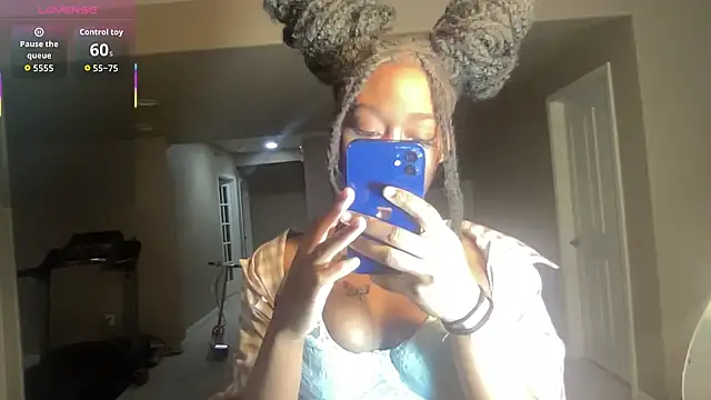 maskedgirl5005 online show from 17, 9, 2025