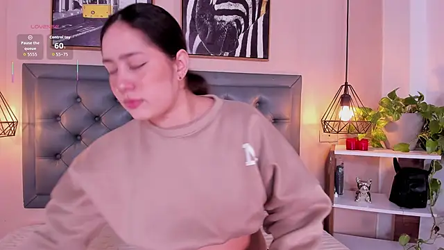 Snapshot of aisha_duque chatting on 27, 2, 2026 aisha duque online show from 27, 2, 2026