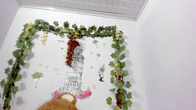 NataliaAndJulliam online show from 5, 3, 2026