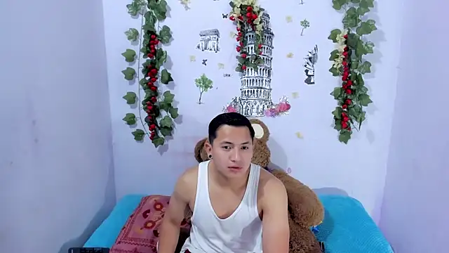 NataliaAndJulliam online show from 2, 10, 2025