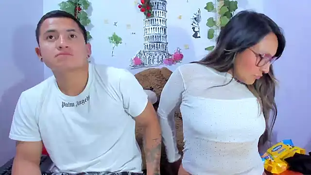 NataliaAndJulliam online show from 2, 2, 2026