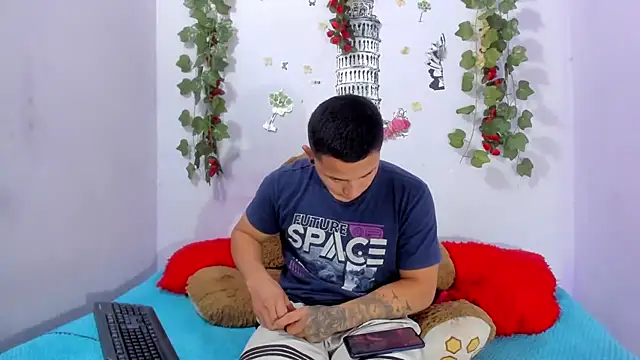 NataliaAndJulliam online show from 22, 2, 2026