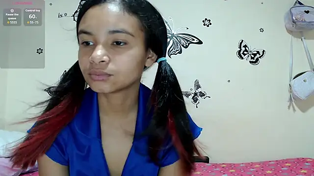 Snapshot of liz7skinny chatting on 9, 7, 2026 liz7skinny online show from 9, 7, 2026