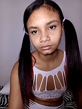 liz7skinny online show from 12, 3, 2026