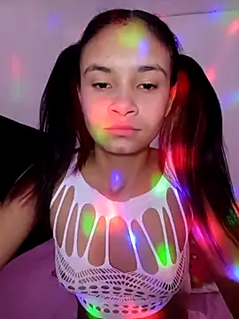 liz7skinny online show from 23, 3, 2026