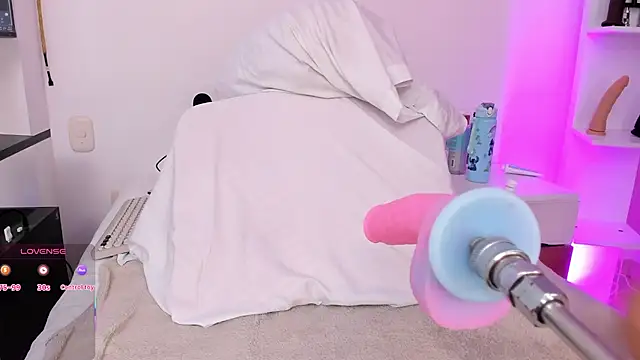 arynaughty20 online show from 26, 11, 2025