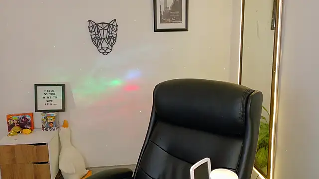 Elian savoy online show from 13, 12, 2025