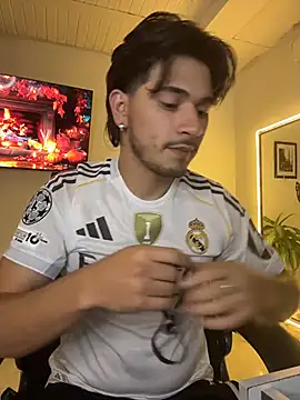 Elian savoy online show from 1, 11, 2025