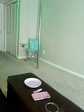 Snapshot of Thickkemzz41 chatting on 5, 10, 2025 Thickkemzz41 online show from 5, 10, 2025