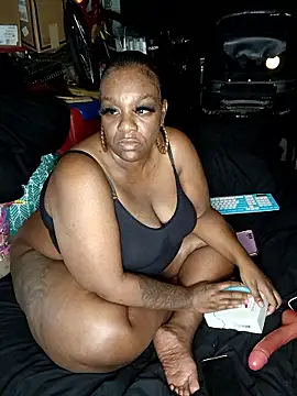 Thickkemzz41 online show from 10, 1, 2026