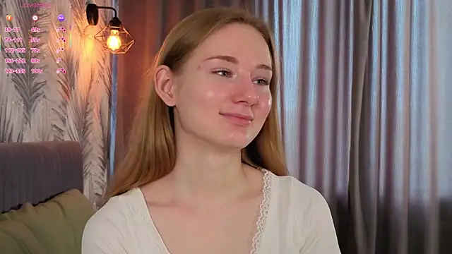 ElvinaRose online show from 18, 7, 2026