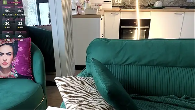 Goddess Alaska online show from 20, 11, 2025