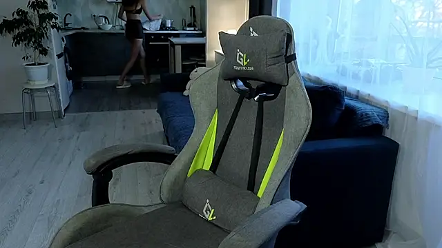 BelleWild online show from 30, 10, 2025