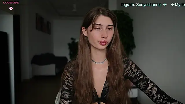 Snapshot of sony_plays chatting on 23, 12, 2025 sony plays online show from 23, 12, 2025